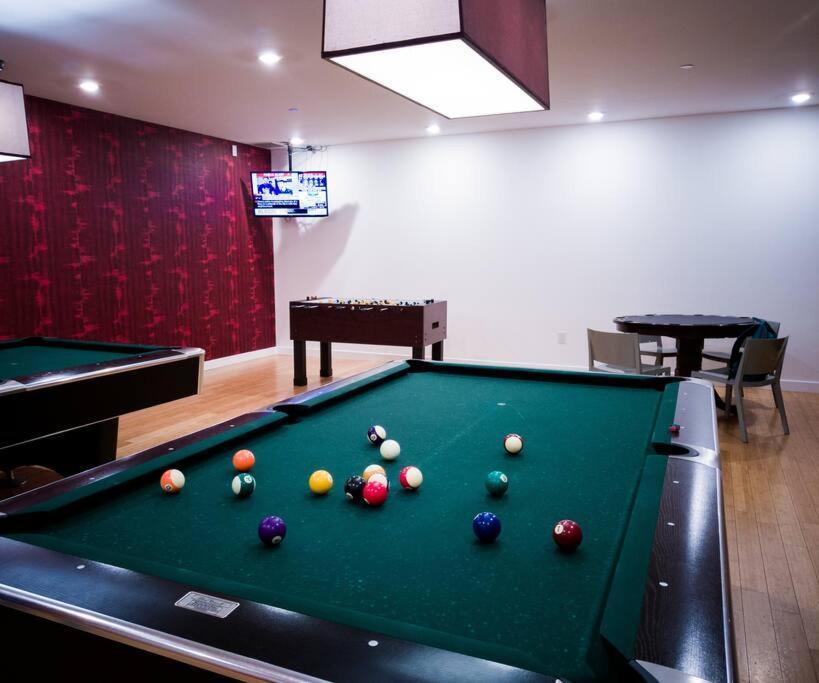 Luxury Suite Downtown Toronto Near Cn Tower Zewnętrze zdjęcie