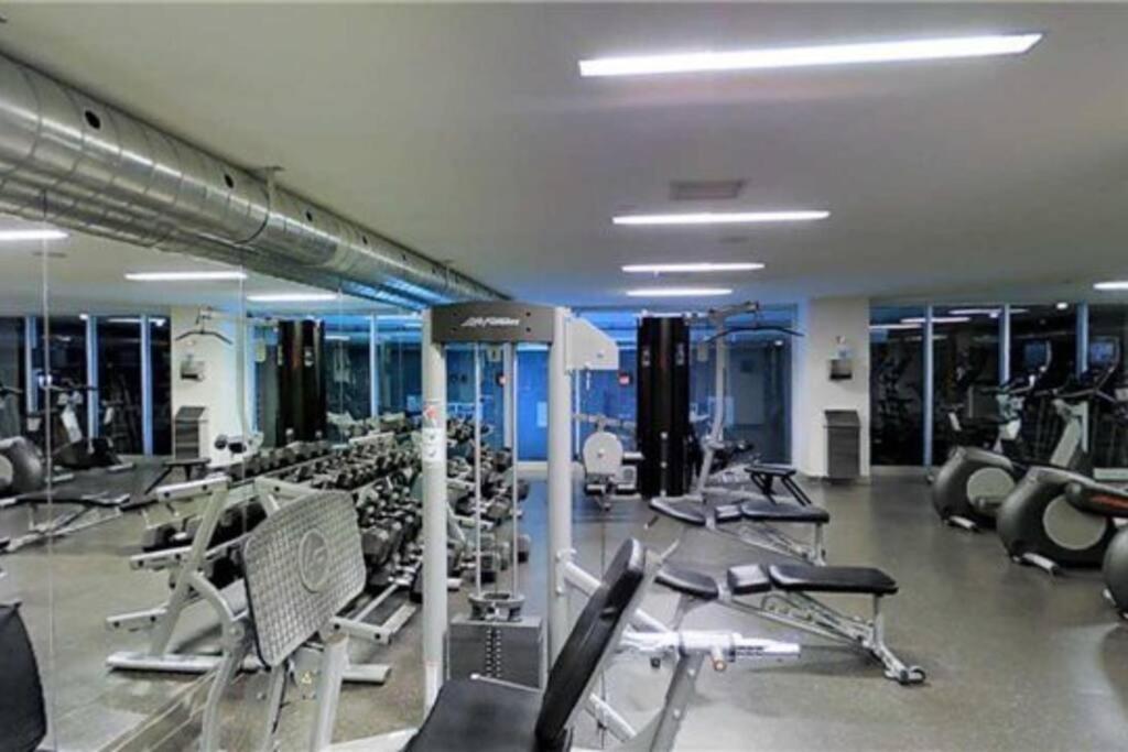 Luxury Suite Downtown Toronto Near Cn Tower Zewnętrze zdjęcie